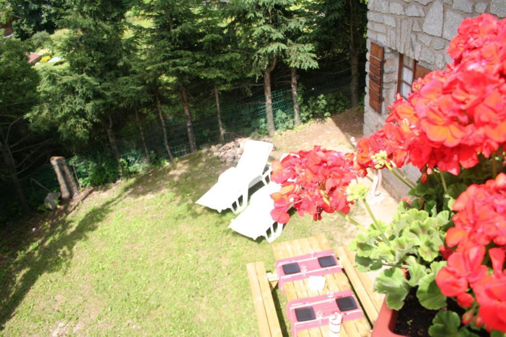 Chalet In Megeve Bed & Breakfast Exterior photo