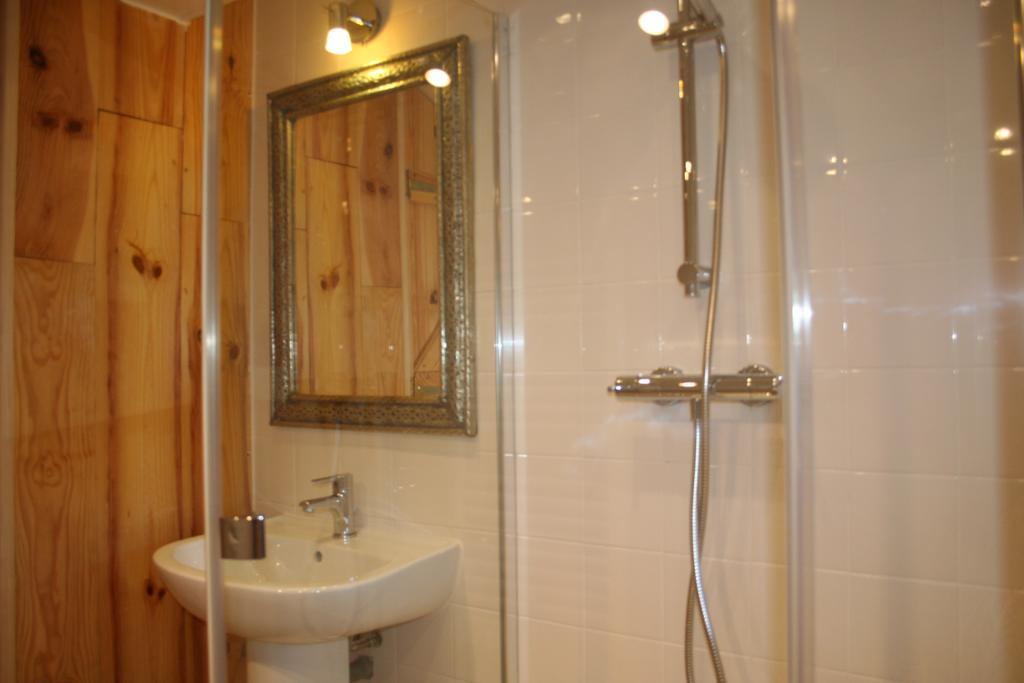 Chalet In Megeve Bed & Breakfast Exterior photo